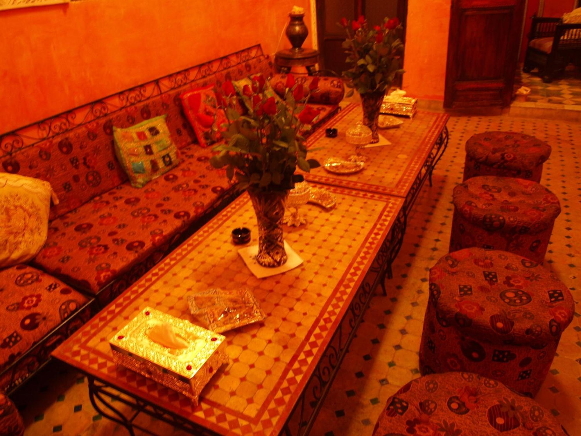 Riad Anass Al Ouali Fez Bagian luar foto