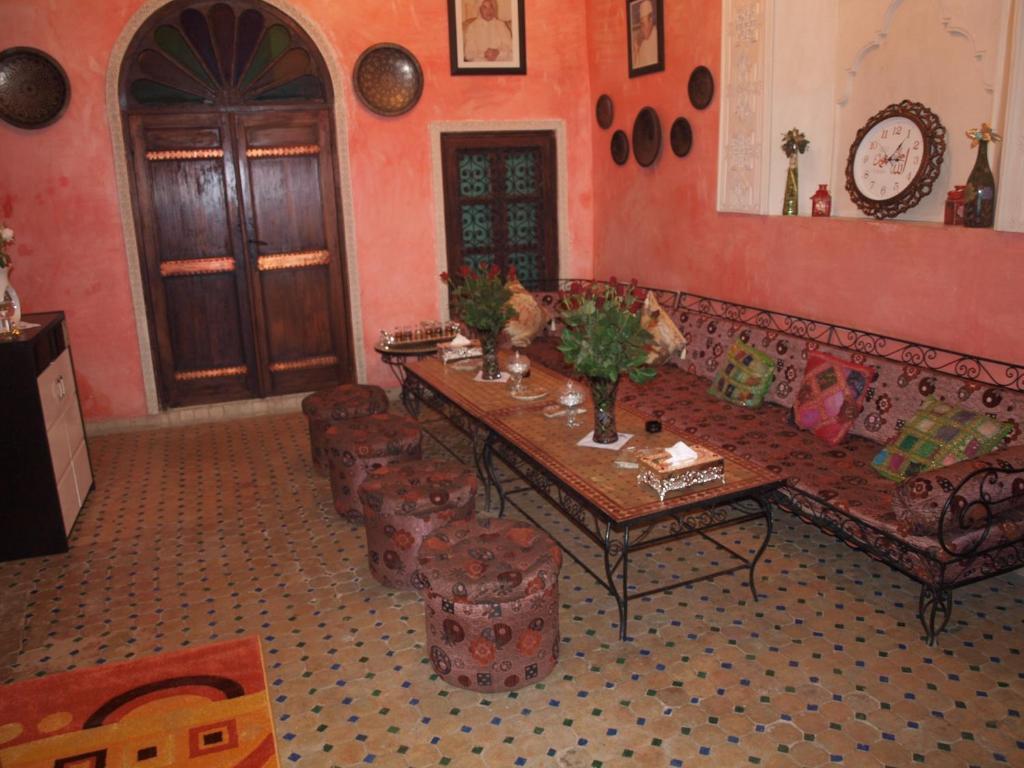 Riad Anass Al Ouali Fez Bagian luar foto