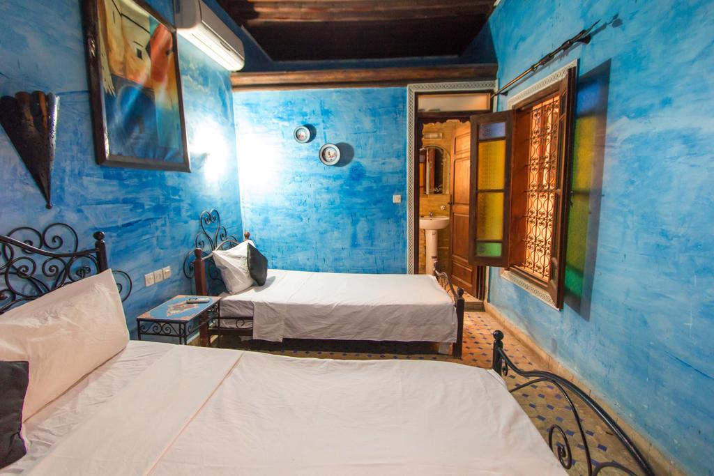 Riad Anass Al Ouali Fez Bagian luar foto
